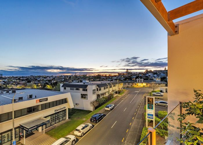  at 209/24 Wellington Street, Howick, Auckland