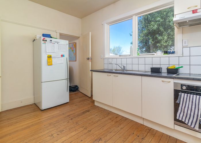  at 90 Rattray Street, Riccarton, Christchurch