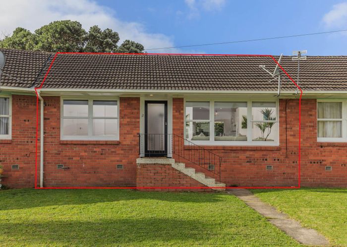  at 2/28 Hemi Street, Narrow Neck, Auckland