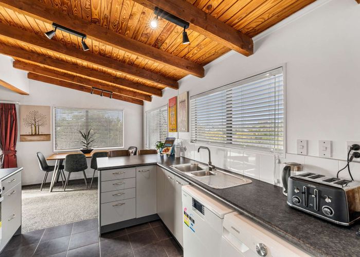  at 38 Thorburn Avenue, Red Beach, Red Beach