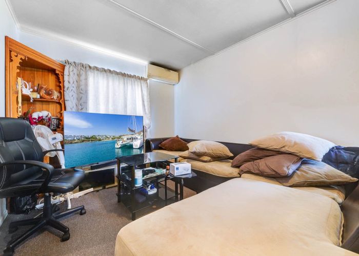  at 1/34 Plumley Crescent, Mangere, Manukau City, Auckland