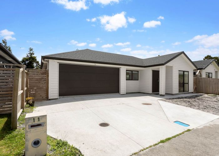  at 11 Hard Beech Street, Takanini, Auckland
