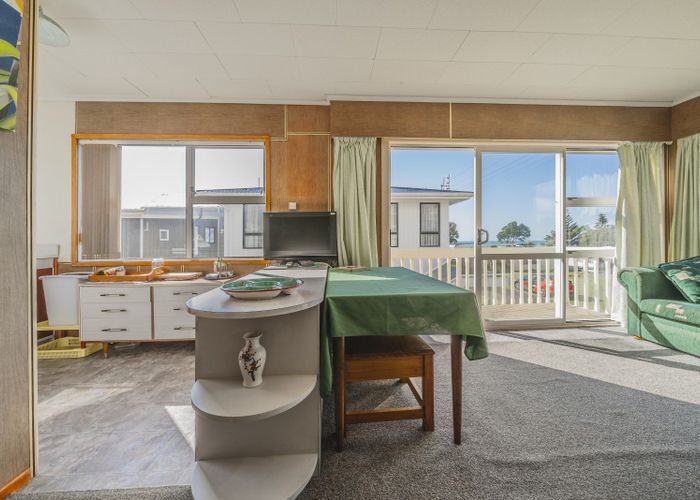  at 121 Eighth Avenue, Urenui, New Plymouth, Taranaki
