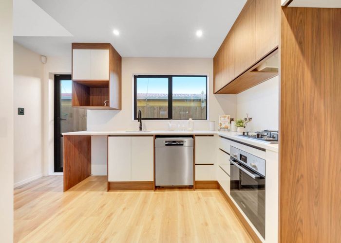  at Lot 3/511 Massey Road, Mangere, Manukau City, Auckland