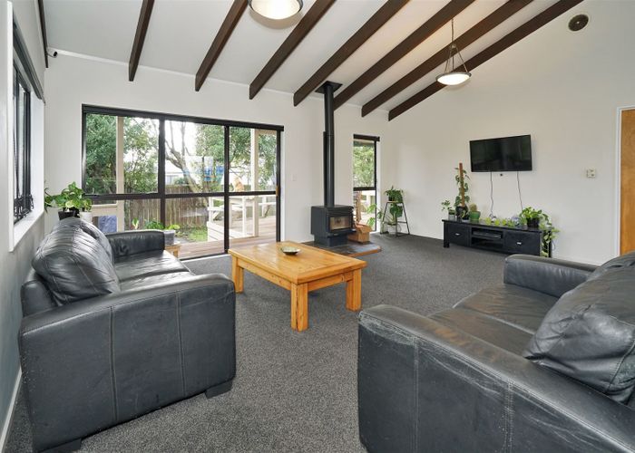  at 9 Bartholomew Drive, Nawton, Hamilton