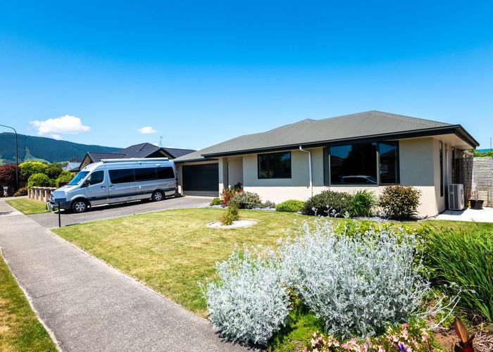  at 15 Kendall View, Stoke, Nelson