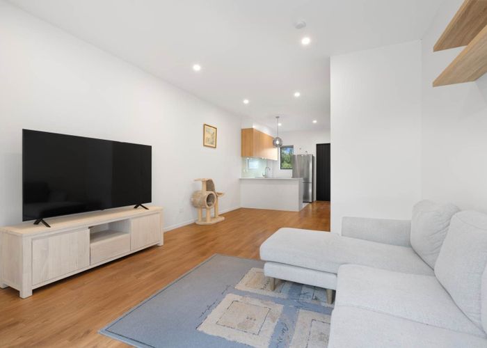  at 12/26 Springvale Drive, Albany, North Shore City, Auckland