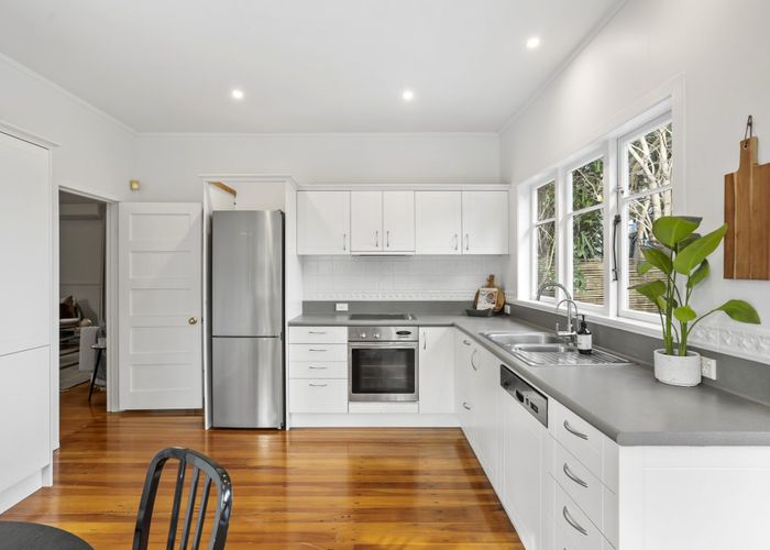  at 20 Mostyn Street, Kingsland, Auckland