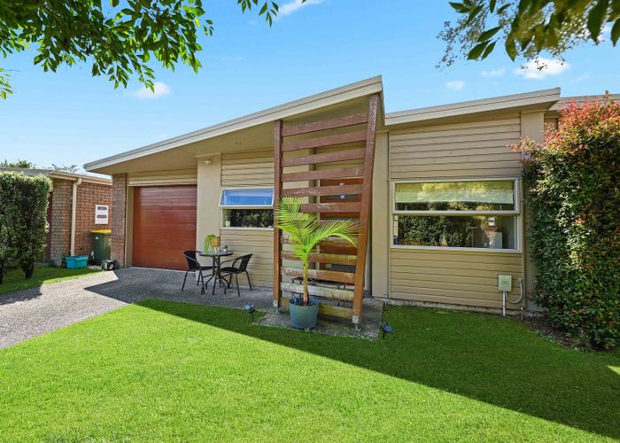  at 18/46 Peachgrove Road, Hamilton East, Hamilton