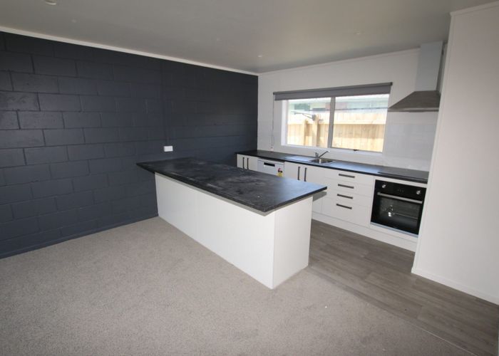  at 4/74 Portage Road, New Lynn, Waitakere City, Auckland