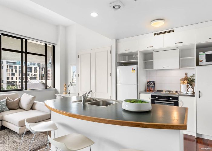  at 2B/148 Quay Street, Auckland Central, Auckland