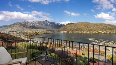  at 8/64 Marina Drive, Frankton, Queenstown