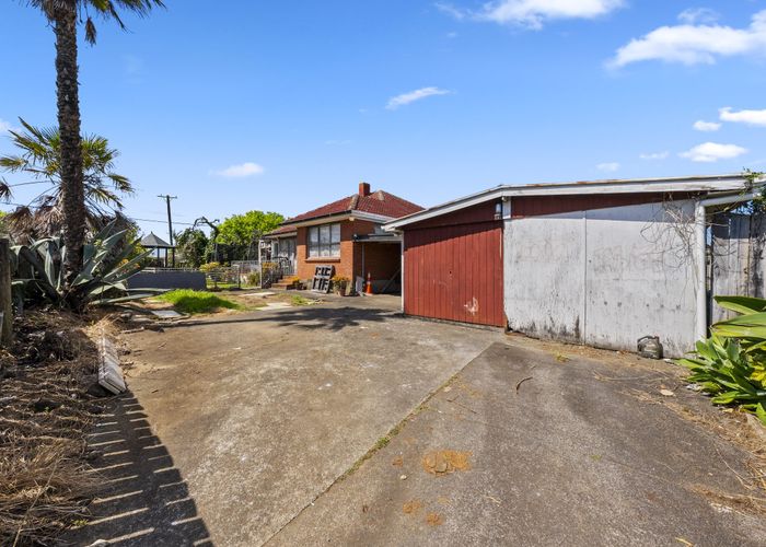  at 195 Portage Road, Papatoetoe, Manukau City, Auckland