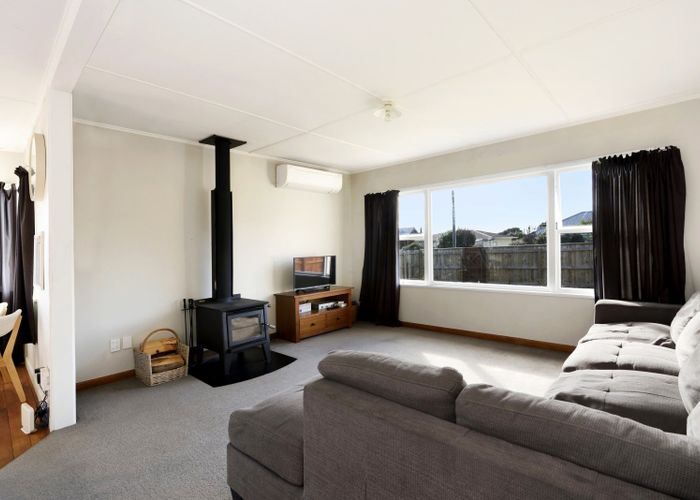  at 18 Warren Kelly Street, Richmond