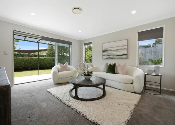  at 12 Isobel Road, Greenhithe, North Shore City, Auckland