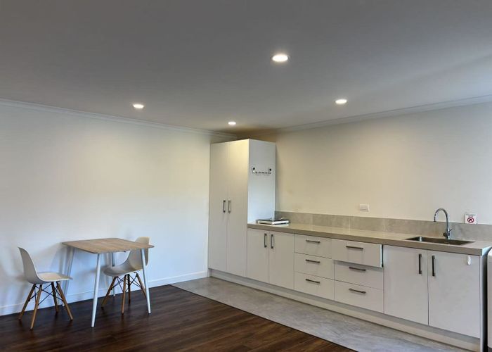  at 26 Para Clos, Fairview Heights, North Shore City, Auckland