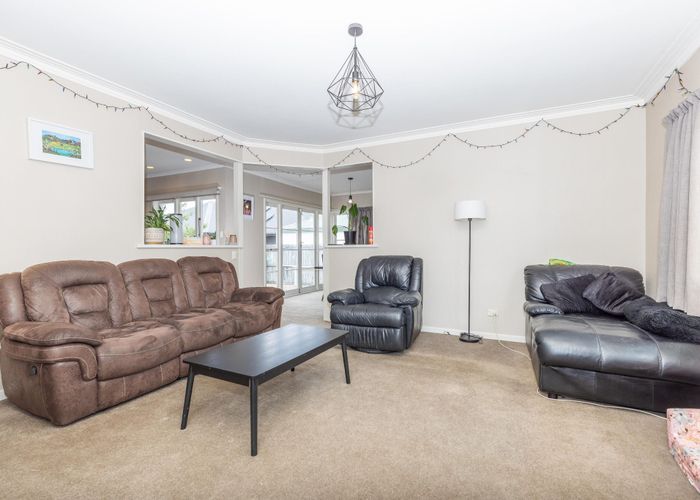  at 18 Pearsons Avenue, Claudelands, Hamilton