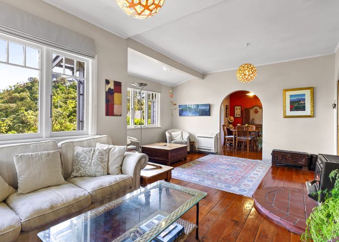  at 18 Ngaumatau Road, Eastbourne, Lower Hutt, Wellington