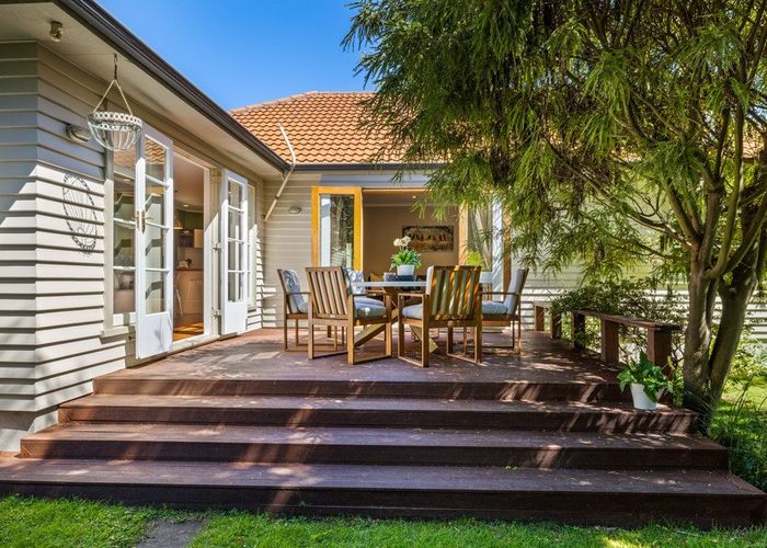  at 100 Brookside Terrace, Bryndwr, Christchurch City, Canterbury