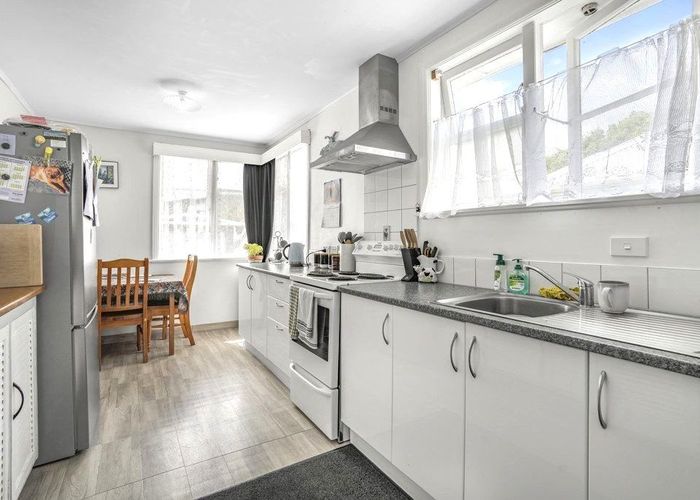 at 5 Rainey Grove, Taita, Lower Hutt