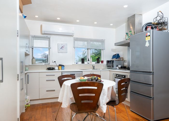  at 74 Forest Hill Road, Henderson, Auckland