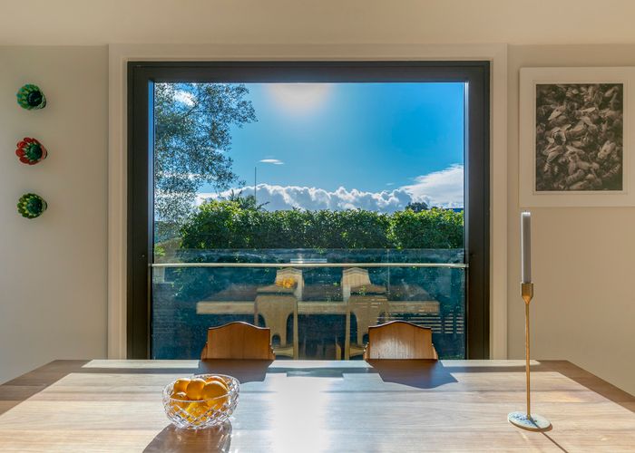  at 4 Nottingham Street, Westmere, Auckland