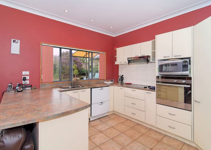  at 30 Merlot Heights, Huapai, Kumeū