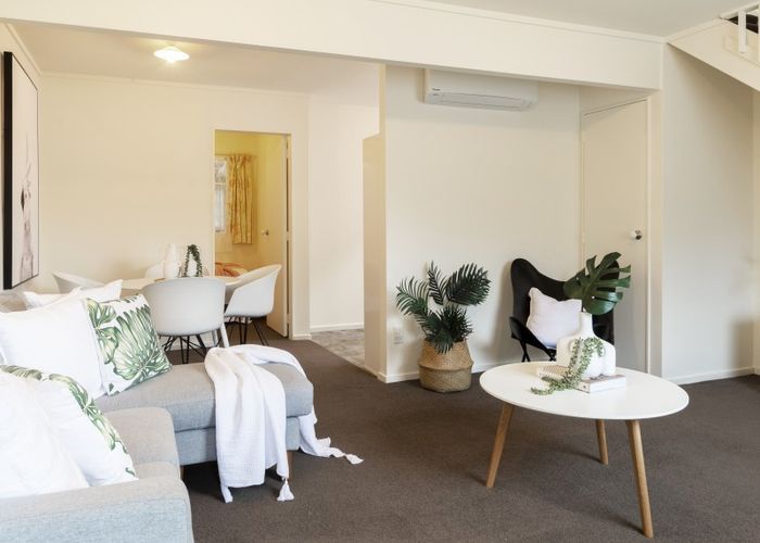  at 94B Rangituhi Crescent, Takapuwahia, Porirua