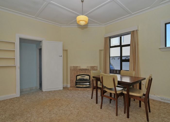  at 32 Argentine Avenue, Miramar, Wellington
