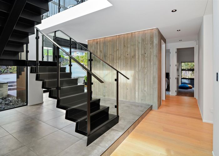  at 12 Riverside Lane, Flagstaff, Hamilton