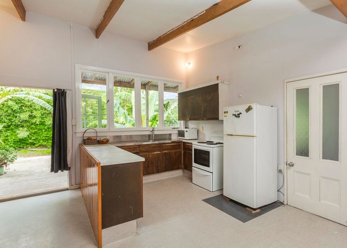  at 39 Sea View Road, Ostend, Waiheke Island