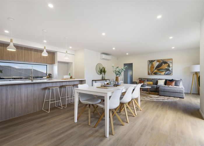  at 4 Whanau Avenue, Baverstock, Hamilton