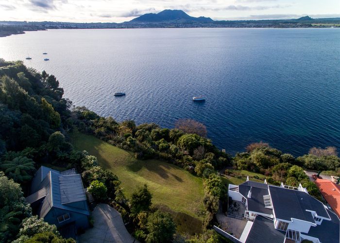  at 2/19 Te Kopua Street, Acacia Bay, Taupo
