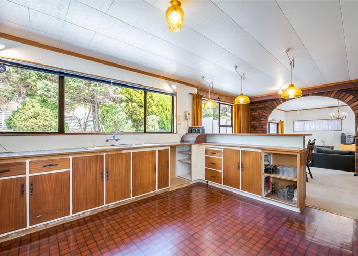  at 24 Fenchurch Grove, Stokes Valley, Lower Hutt