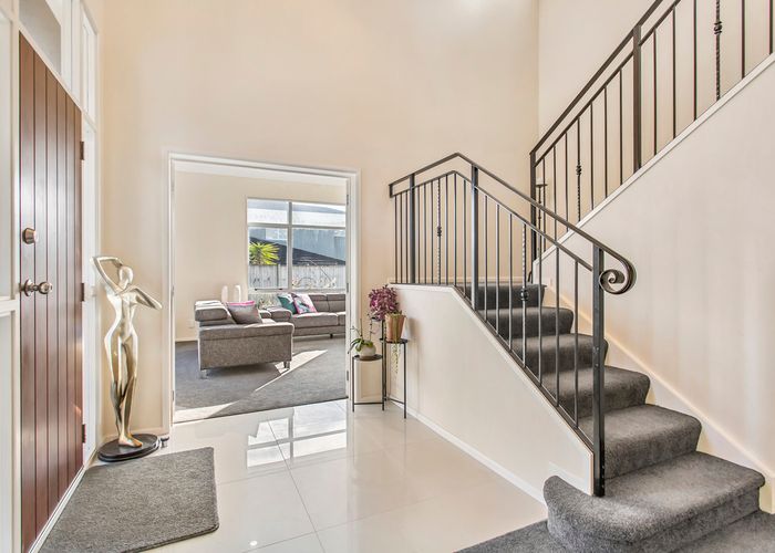  at 10 Briar Vale Place, Flat Bush, Auckland
