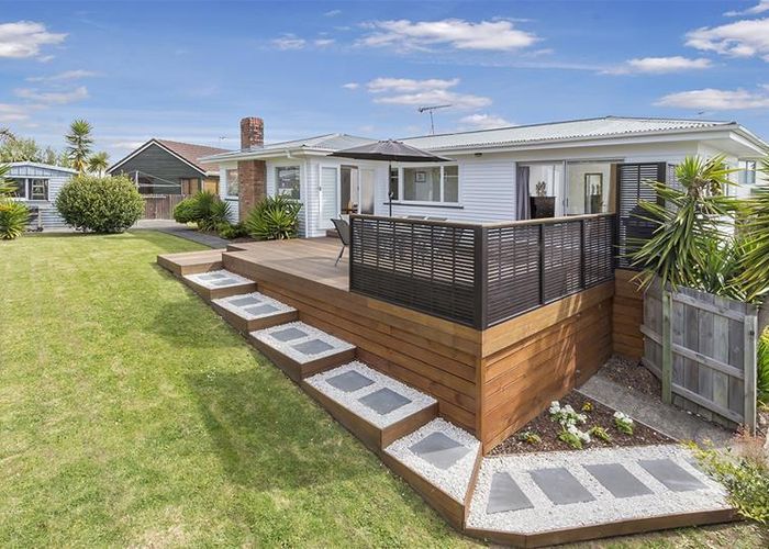  at 1/69 Andrew Road, Howick, Auckland