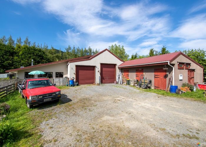  at 111A Johnsons Road, Whitemans Valley, Upper Hutt