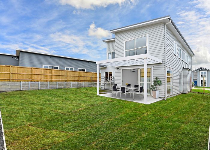  at 3 Iron Lane, Red Beach, Red Beach