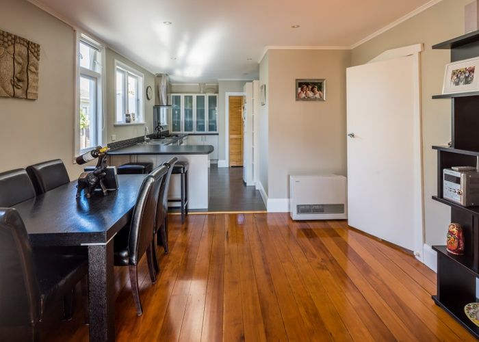  at 160 Kings Crescent, Hutt Central, Lower Hutt