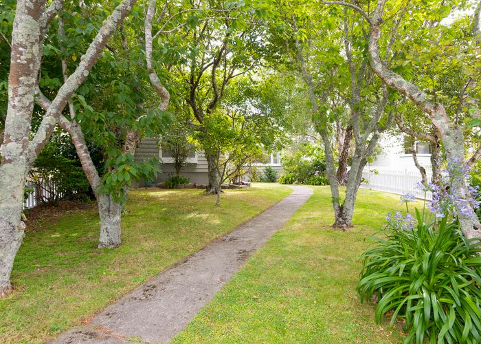  at 36 Perth Street, Ngaio, Wellington