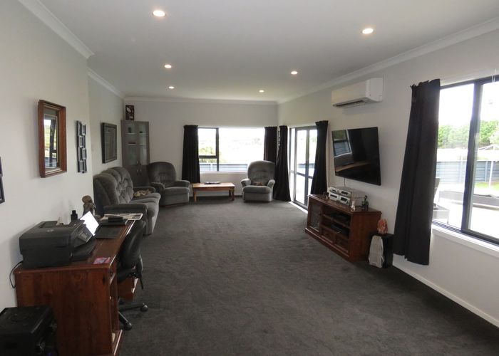  at 149 Avon Road, Clifton, Invercargill