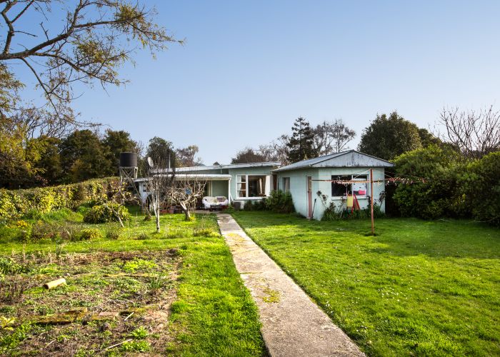  at 1428 Coast Road, Karitane