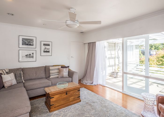  at 4 Gray Avenue, Paraparaumu Beach, Paraparaumu