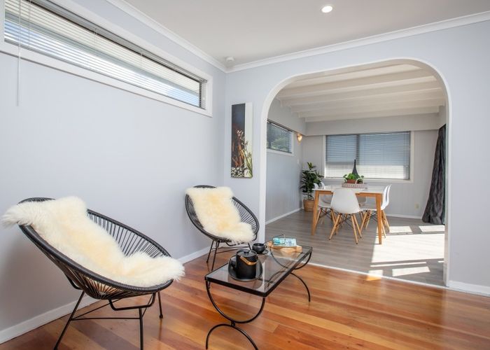  at 75 Oxford Street, Tawa, Wellington