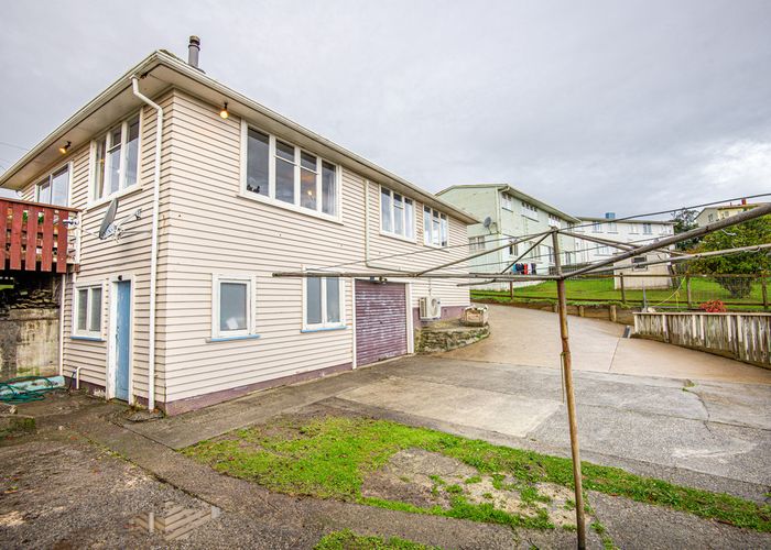  at 20 Bedford Street, Cannons Creek, Porirua