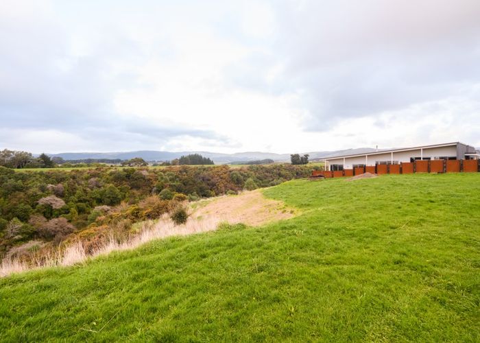  at 24 Coutts Way, Fitzherbert, Palmerston North