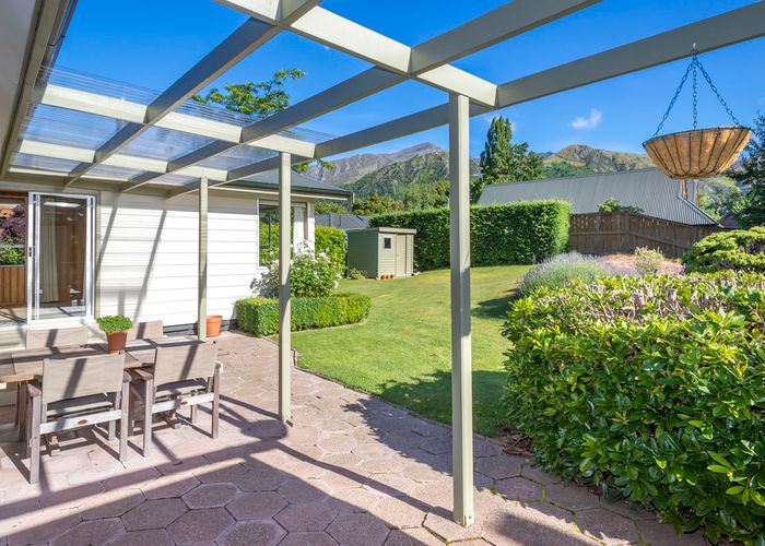  at 11 Argyle Place, Arrowtown, Arrowtown