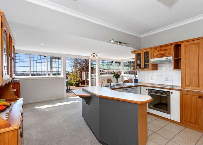  at 41 Aotea Terrace, Huntsbury, Christchurch