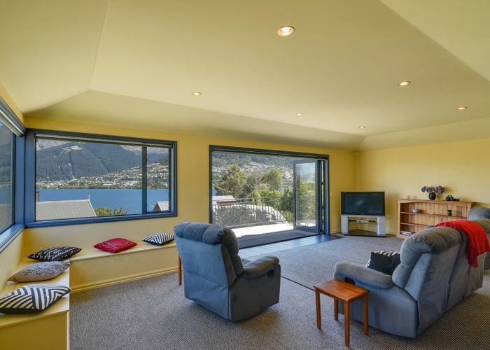  at 536A Peninsula Road, Kelvin Heights, Queenstown