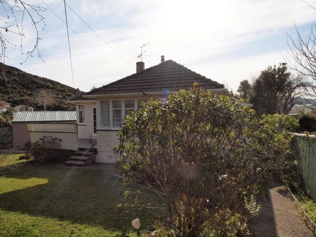  at 54 Judd Crescent, Naenae, Lower Hutt